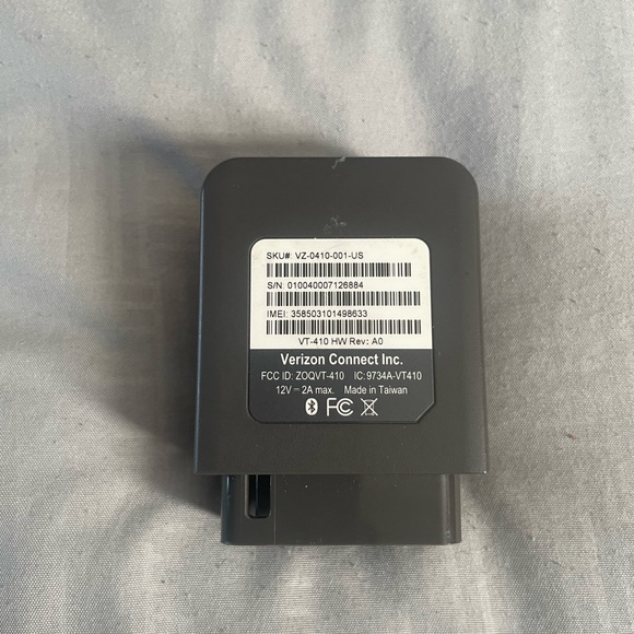 HUM Verizon vehiclele tracking and diagnostic system; GPS Tracker OBD Tracker - Picture 3 of 4